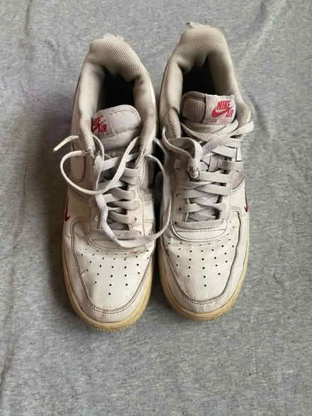 Photo of free Nike trainers (Thringstone LE67) #1