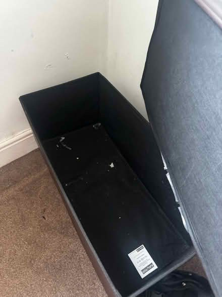 Photo of free ottoman storage (se9 3hz) #2
