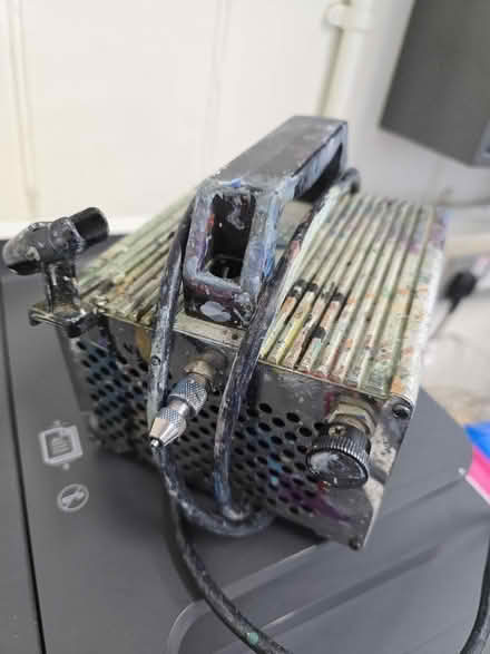 Photo of free Spray Paint - Compressor (Seaford BN25) #4