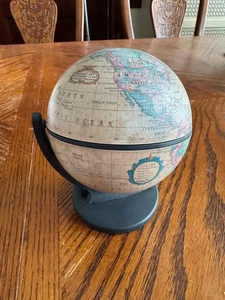 Photo of free Small Globe (Near Davis Square, Somerville) #1
