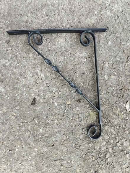 Photo of free Bracket for a hanging basket (BS4) #1