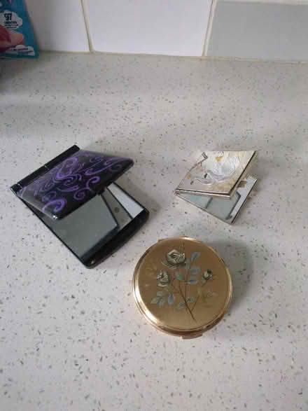 Photo of free Compact mirrors (Orgreave S13) #1