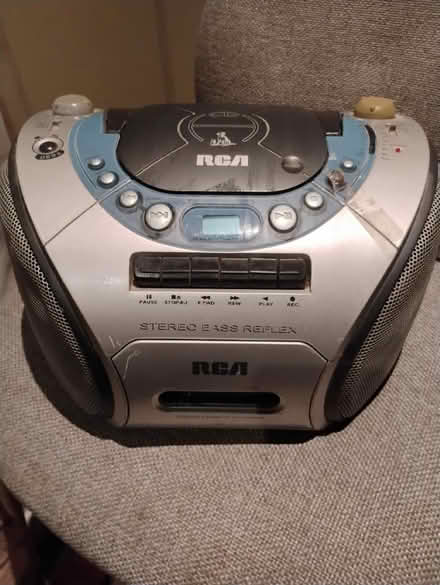 Photo of free Used little rca stereo (Richmond Hill) #4
