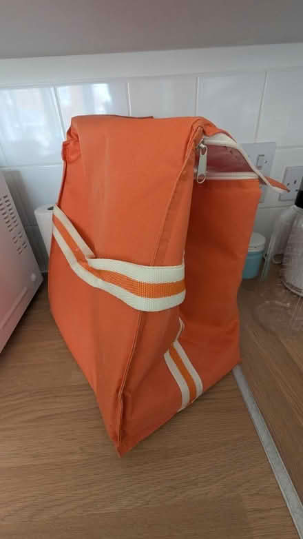 Photo of free Cool bag (BN27) #2