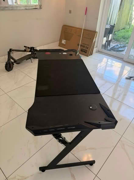 Photo of free Gaming desk black W140cm (ME1) #2