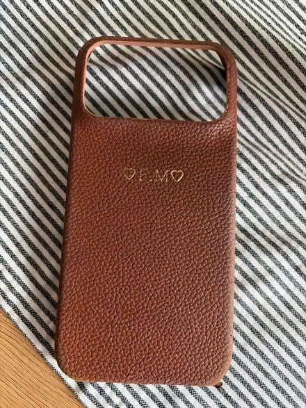 Photo of free iPhone 17 pro max case (Dalston sq E8) #1