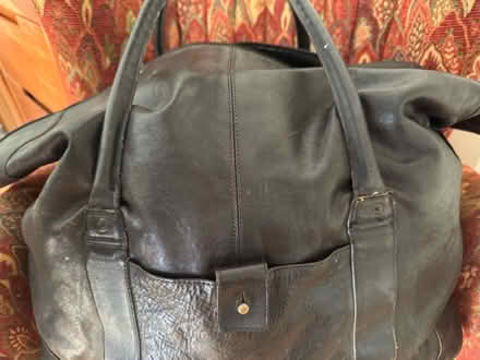 Photo of free Large leather bag working zip but broken zip grabby thing (Malvern WR14) #2