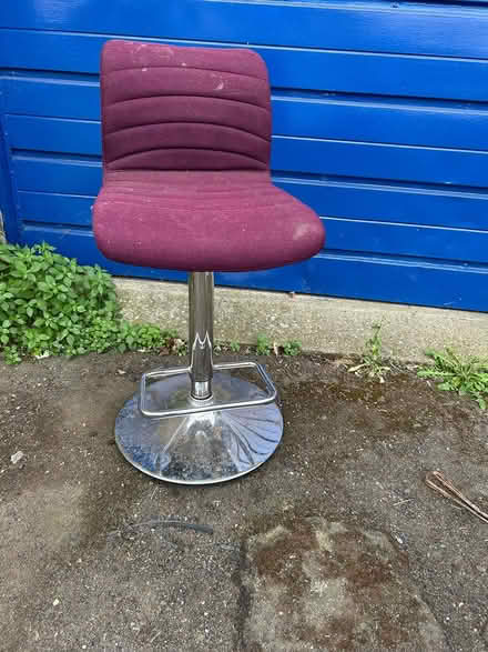 Photo of free 2 chairs (Bedford area) #2