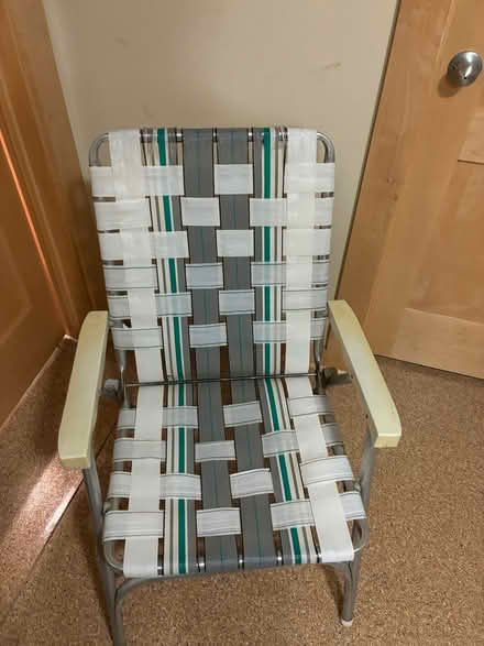 Photo of free Chair webbing kit and chair (Circle Pines) #4
