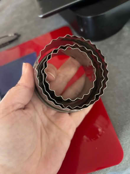 Photo of free biscuit/ scone cutter (Brierlow Bar SK17) #1