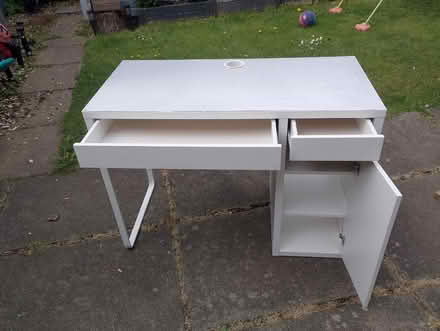 Photo of free Ikea desk (Grange EH9) #1