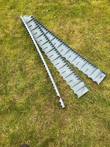 Photo of free 3 metres lawn edging (BR6) #1