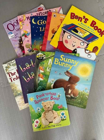 Photo of free Books (IG10) #1