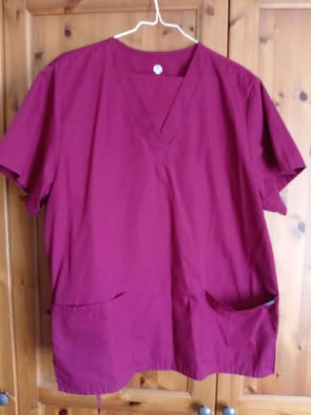 Photo of free unisex medical scrubs. (Twerton BA2) #1