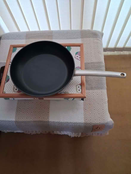 Photo of free Sainsburys Large 30cm Frying Pan (Bickley BR1) #1
