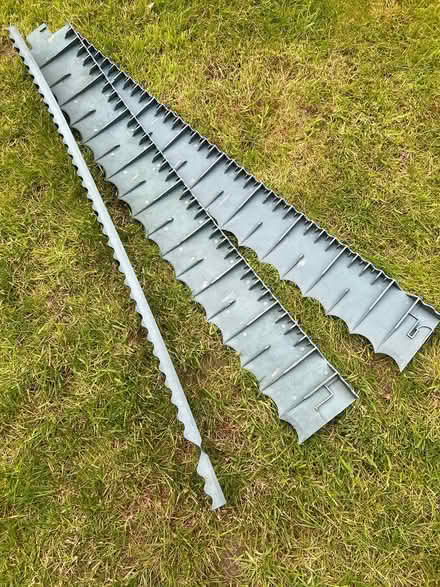 Photo of free 3 metres lawn edging (BR6) #2