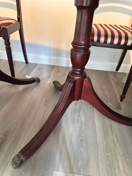 Photo of free dinetable with 6 chairs (BA2) #3