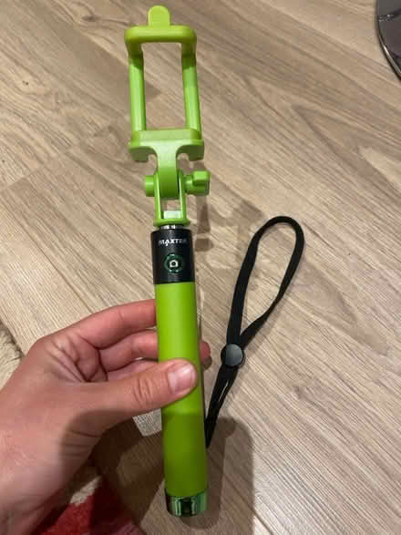 Photo of free Selfie stick (Badger Farm) #1