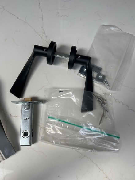 Photo of free Handle (SE15) #1