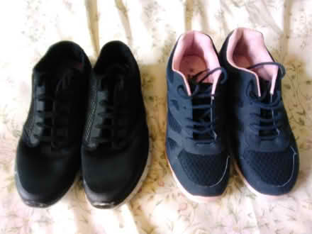 Photo of free Women's casual shoes size 6 (Fareham PO15) #2
