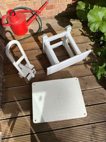 Photo of free bath seat / stool, handle to get out, step outside bath (Ramsgate CT11) #1