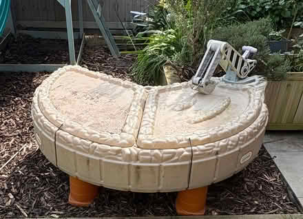 Photo of free Sand/water pit (Dales Brow M27) #1
