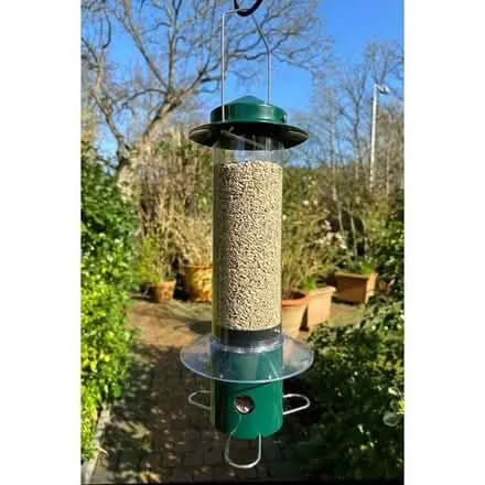 Photo of squirrel 'proof' bird seed feeder (Durkar WF4) #1