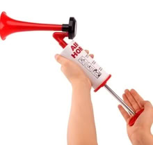 Photo of Air horn/car horn (Southfields SW19) #3