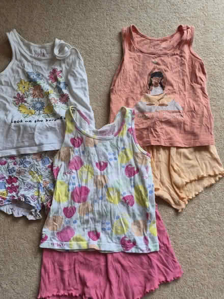Photo of free bundle of girls 2-3 years clothes (Letchworth SG6) #3