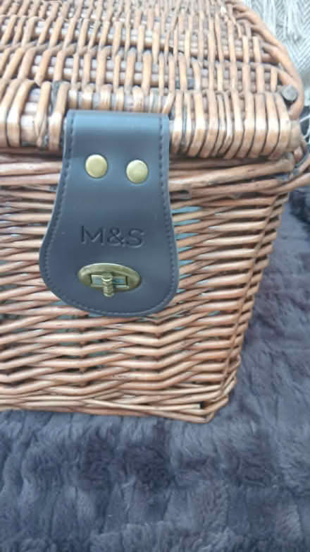 Photo of free Large M&S Wicker Empty Gift Hamper (Whiston Cross L35) #2