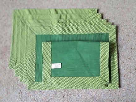 Photo of free Items in main photo, paper bags and yarn (Molesey KT8) #4