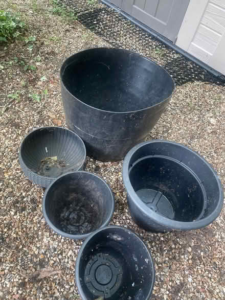 Photo of free Plant pots (Garston WD25) #1