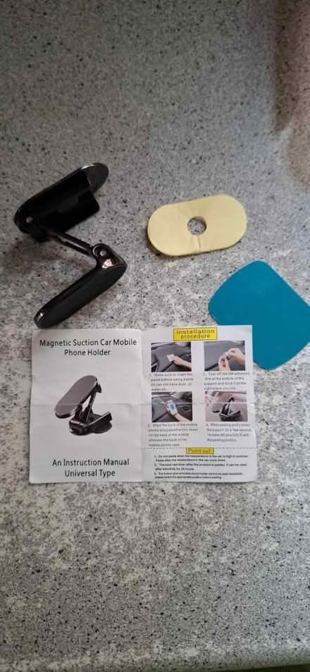 Photo of free phone holder for a car (Malvern WR14) #1