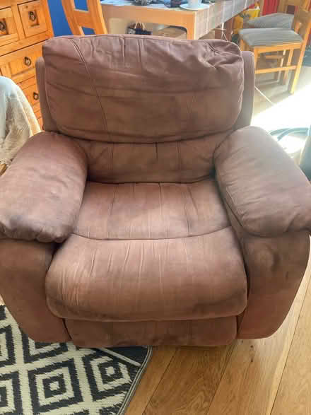Photo of free Rocking recliner (Prittlewell SS2) #1