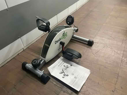 Photo of free DeskCycle pedaling exerciser (Pasadena, near Bungalow Heaven) #1