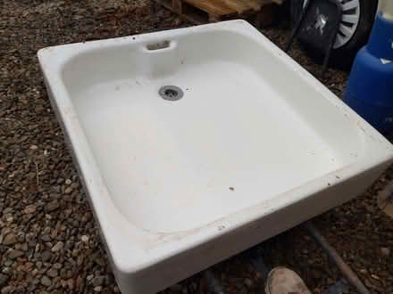 Photo of free Ceramic shower tray - 30x30x7" - Royal Doulton (Leominster HR6) #2