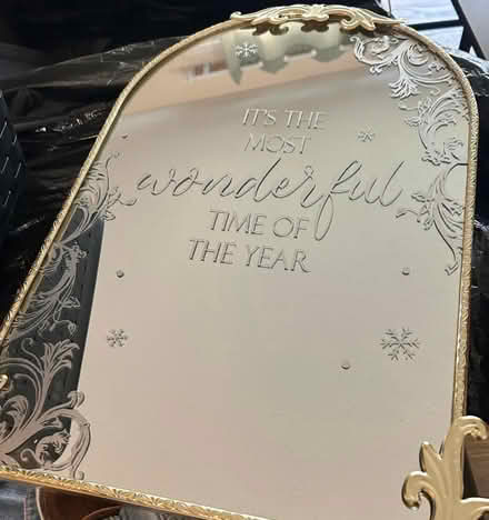 Photo of free Decorative holiday-themed mirror (Downtown) #1
