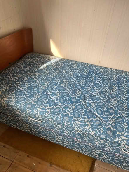 Photo of free Single bed and mattress (Horspath OX33) #2