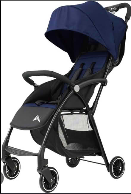 Photo of Stroller (Ilford IG1) #1
