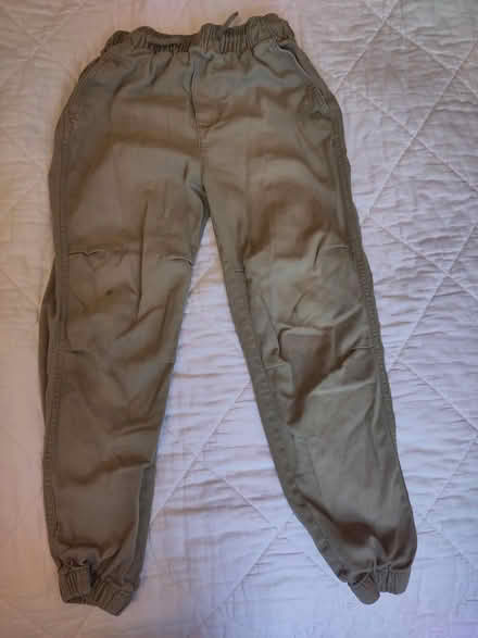 Photo of free H&M Kid's jogging bottoms 9-10 yrs (L1 Liverpool City Centre) #1