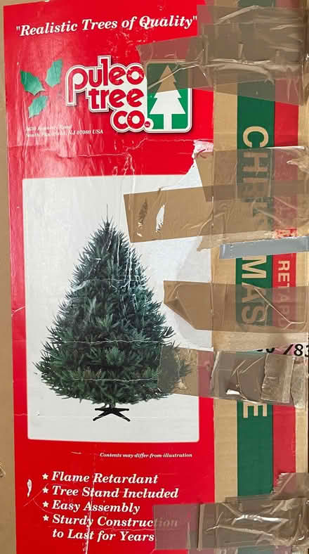 Photo of free Puleo Tree Co. 6ft High Quality Artificial Christmas Tree – (Winchmore Hill N21) #2