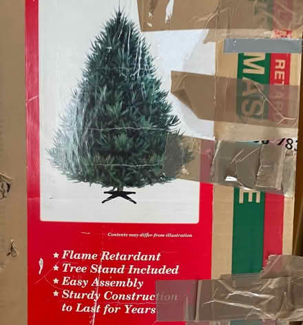 Photo of free Puleo Tree Co. 6ft High Quality Artificial Christmas Tree – (Winchmore Hill N21) #4