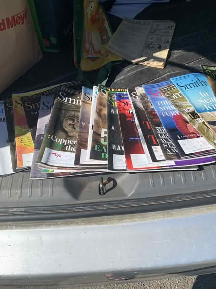 Photo of free lots of Smithsonian magazines (Greenwood) #1