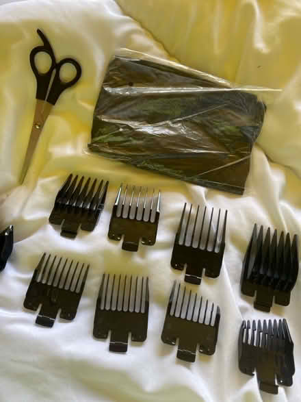 Photo of free Wahl Hair Clippers Set (CT11) #3