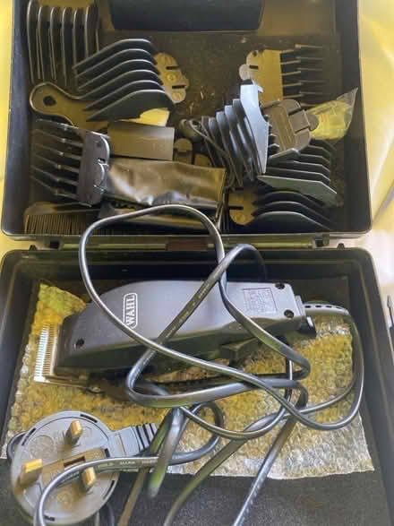 Photo of free Wahl Hair Clippers Set (CT11) #2