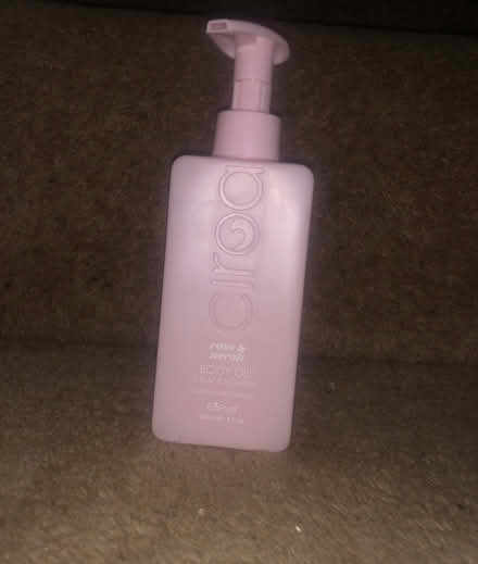 Photo of free Ciroa rose and neroli body Oil (Cavendish DE23) #2