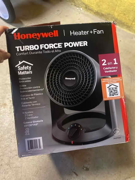Photo of free Space heater + fan (Skokie) #1