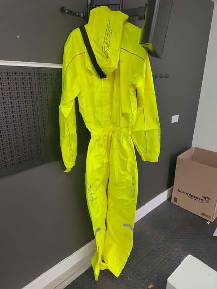 Photo of free RST hi-vis motorcycle rain suit (Great Billing NN3) #1