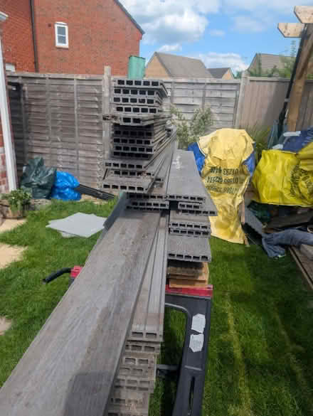 Photo of free Composite decking (Gwp OX11) #4