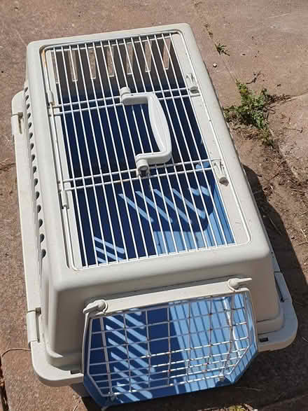 Photo of free Large pet carrier (Tlehurst RG30) #1